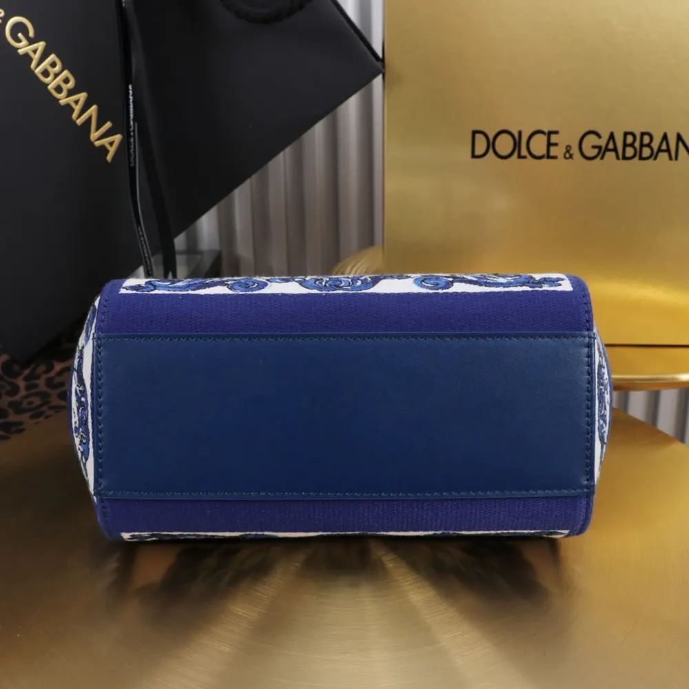 Dolce Gabbana D&G Women Small Sicily Handbag with Majolica Embroidery-Blue - image 5