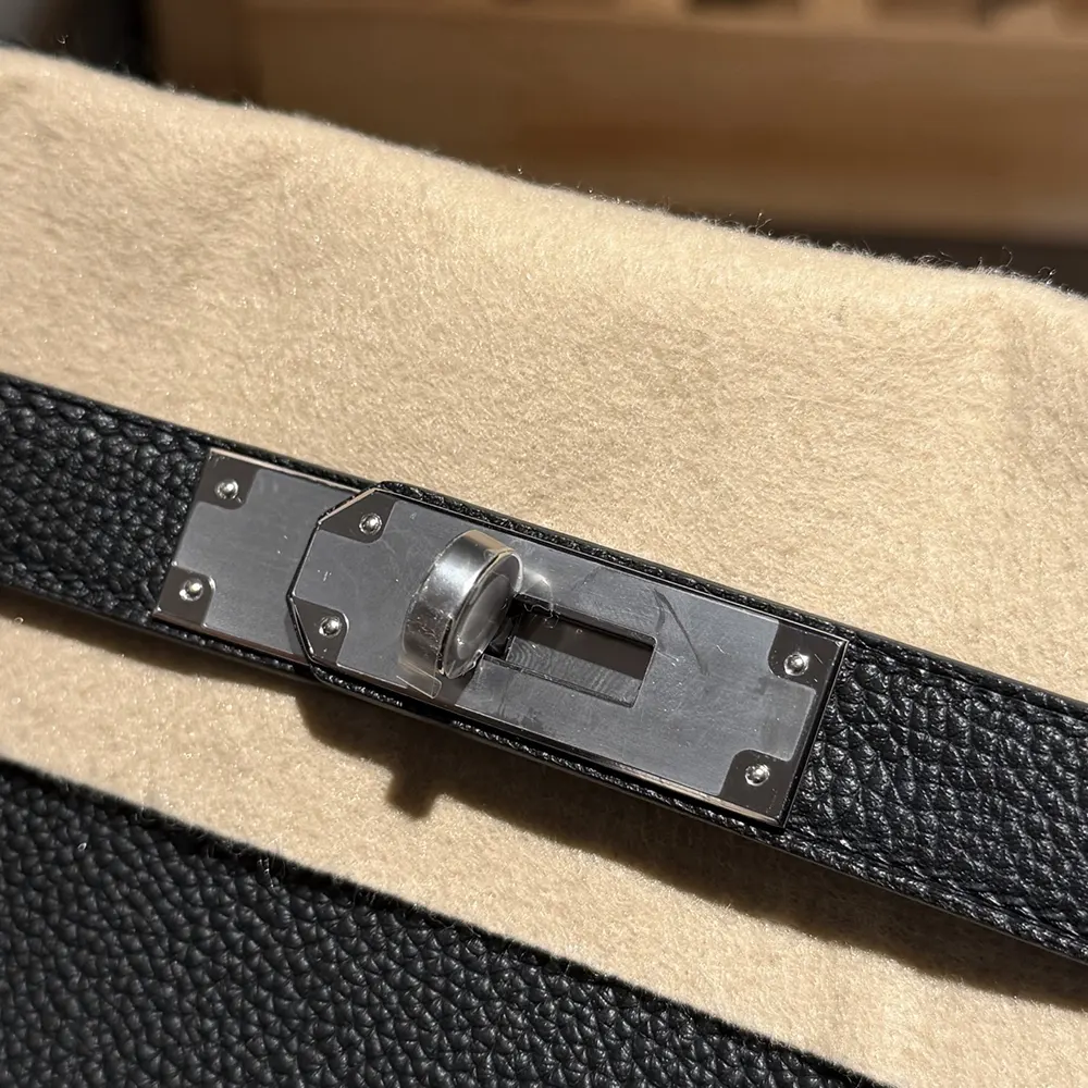 Hermes Unisex Togo So Kelly 22 Palladium Hardware-Black - image 10