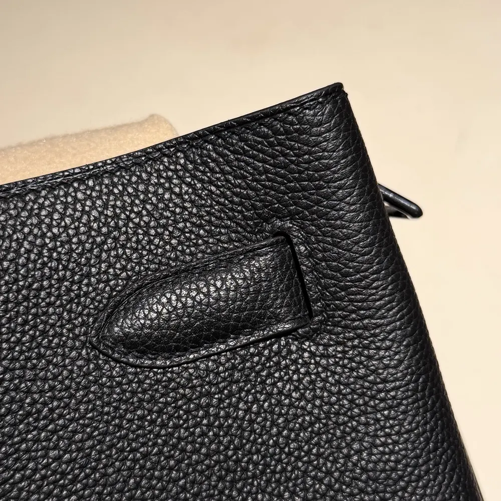 Hermes Unisex Togo So Kelly 22 Palladium Hardware-Black - image 6