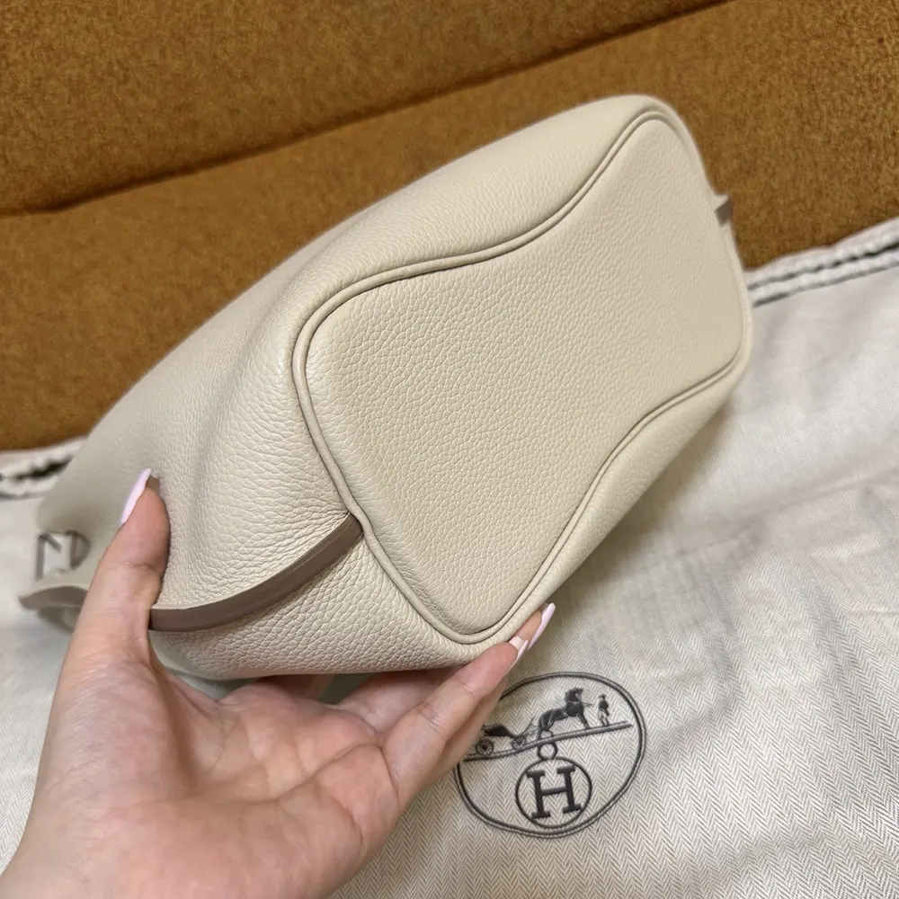 Hermes Unisex Togo So Kelly 22 Palladium Hardware-White - image 6