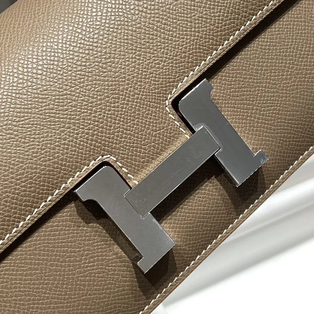 Hermes Women Constance Elan Epsom Silver-Gray - image 6