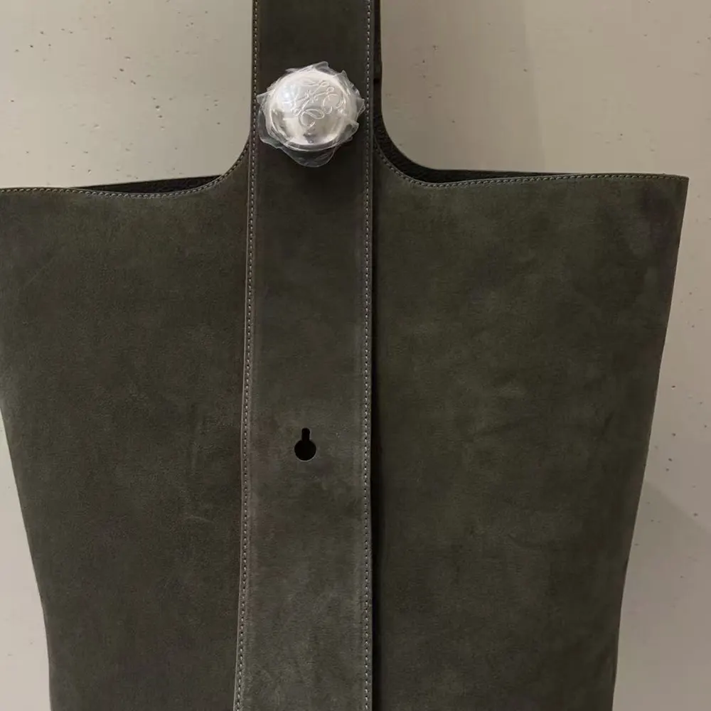 Loewe Unisex Large Pebble Bucket Bag in Suede Calfskin-Dark Green - image 4