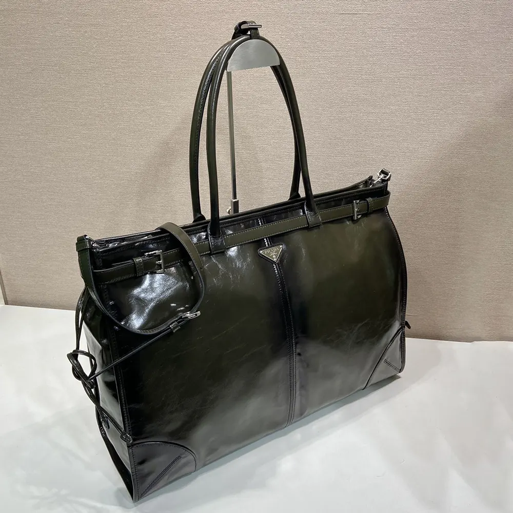Prada Unisex Bonnie Leather Tote Bag - image 14