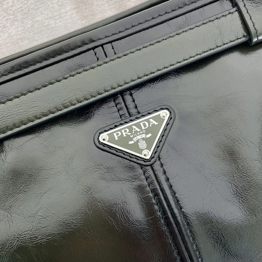 Prada Unisex Bonnie Leather Tote Bag - image 17