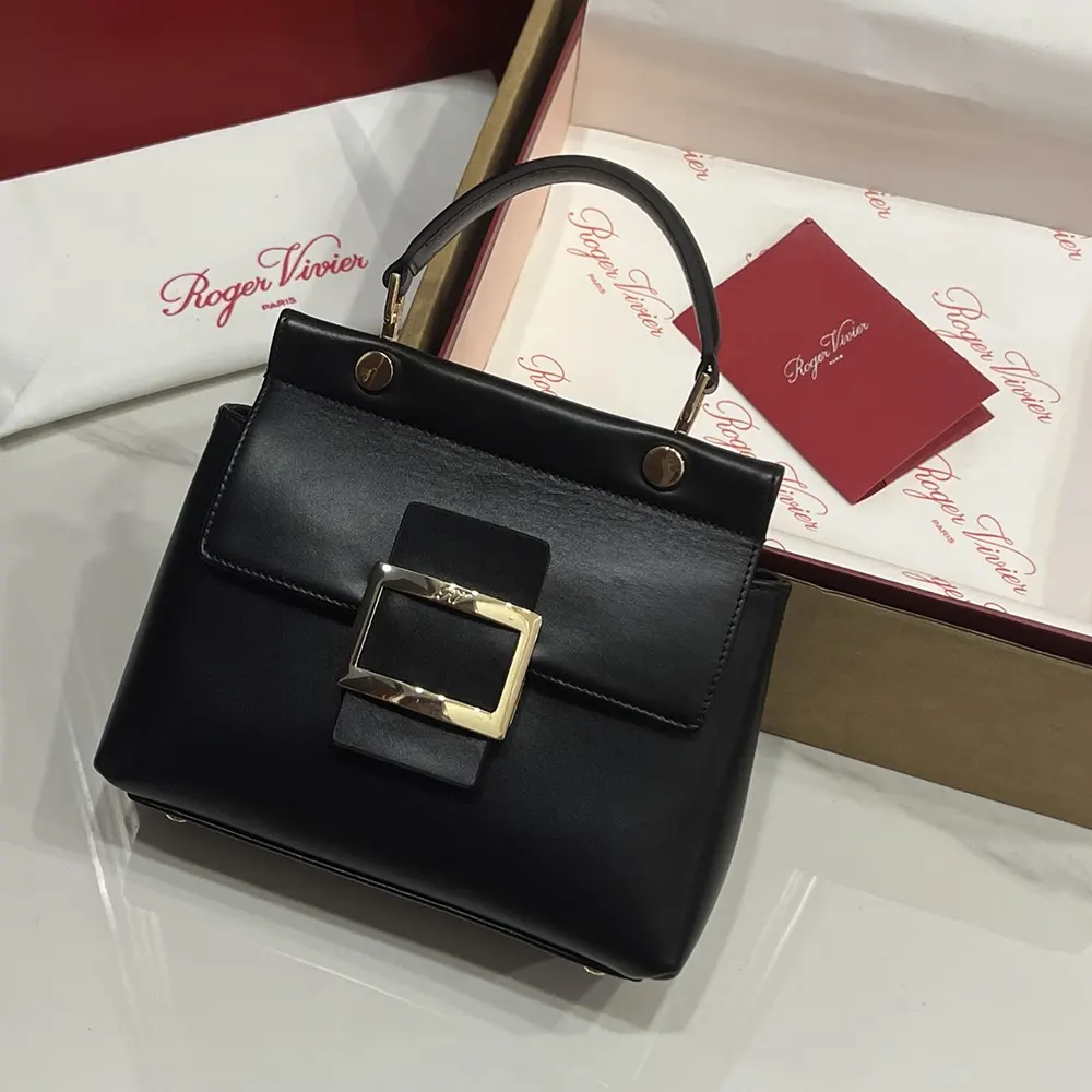 Roger Vivier Women Viv’ Cabas Bag in Leather-Black - image 4