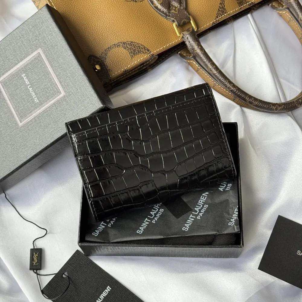 Saint Laurent YSL Women Uptown Flap Card Case in Crocodile-Embossed Shiny Leather - image 5
