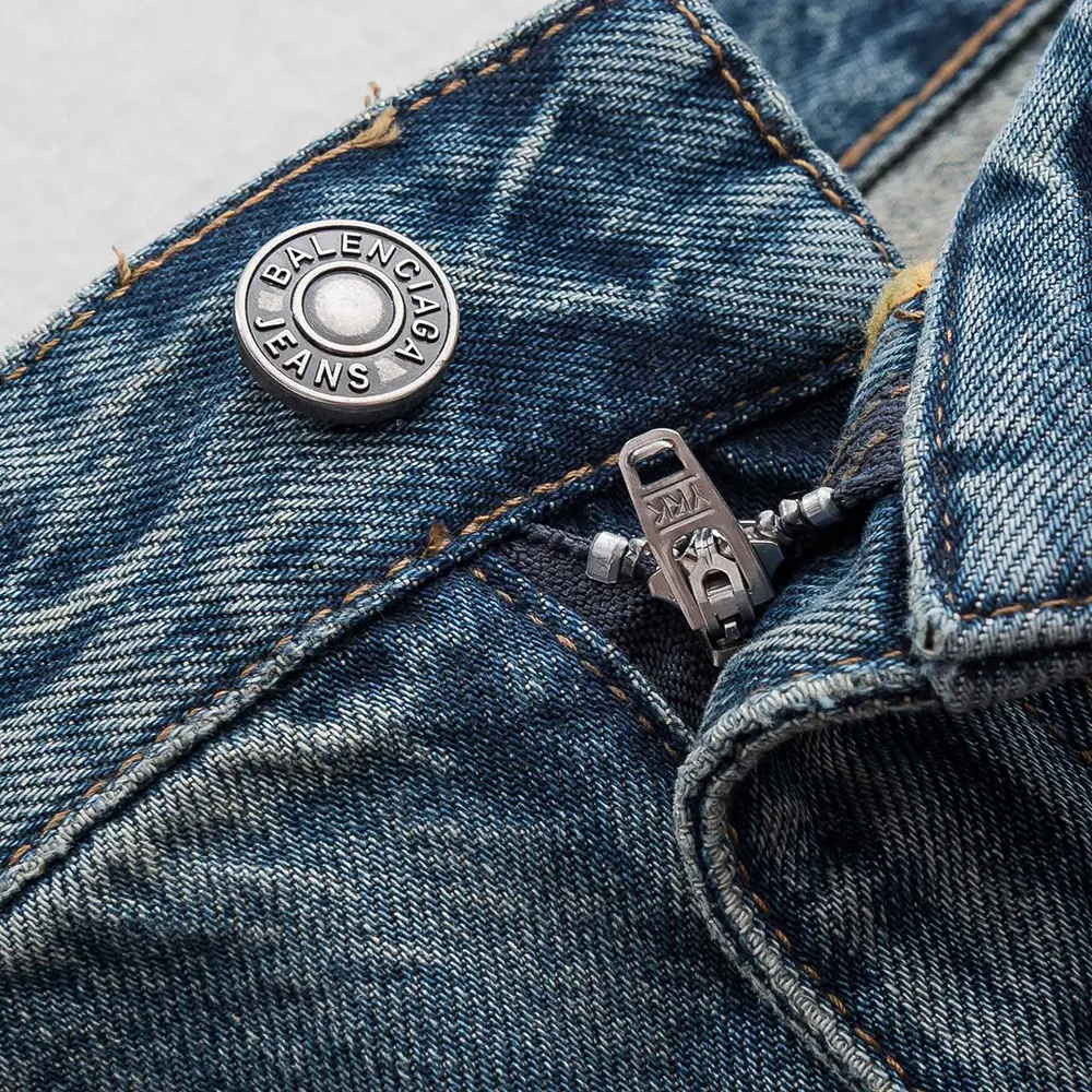 Balenciaga Women Regular Fit Jeans in Dirty Vintage Blue - image 9
