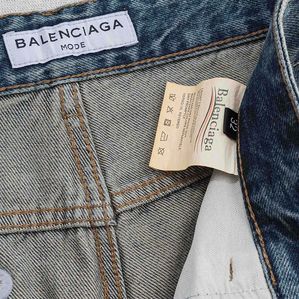 Balenciaga Women Regular Fit Jeans in Dirty Vintage Blue - image 10