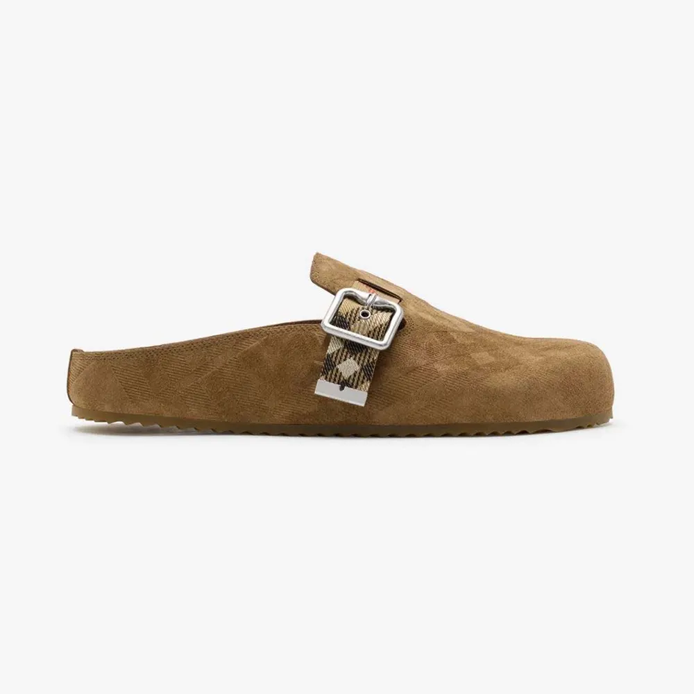 Side view of Burberry Unisex Check Denim Urchin Clogs-Jute Beige showing profile
