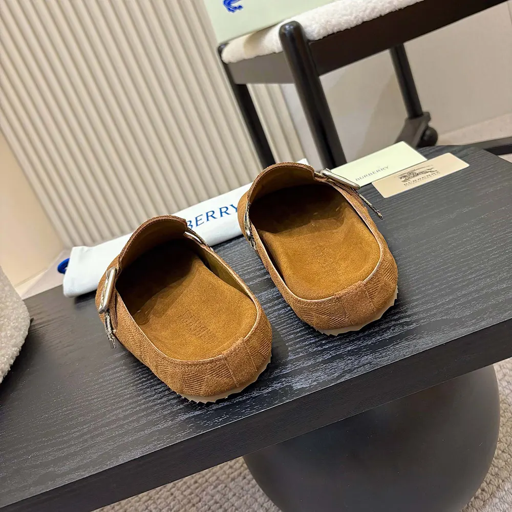 Burberry Unisex Check Denim Urchin Clogs-Jute Beige - image 9