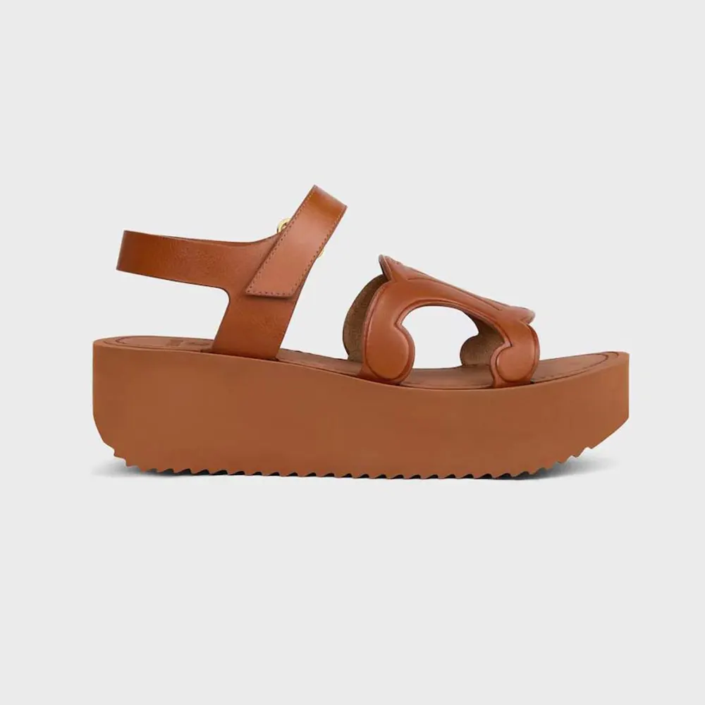 Side profile of Celine Women Sunny Sandal in Calfskin – Vegetal Tanning-Tan