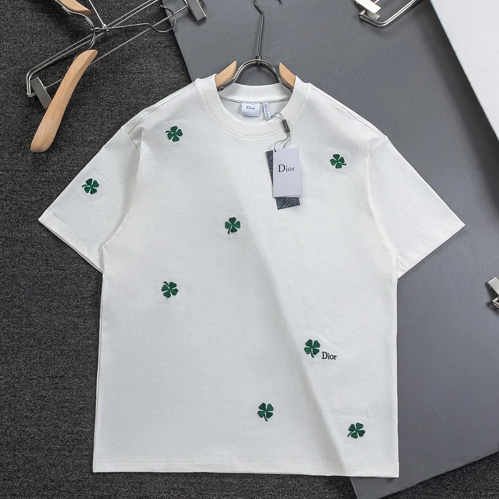 Side profile showing relaxed fit of Dior Women T-Shirt with white cotton fabric