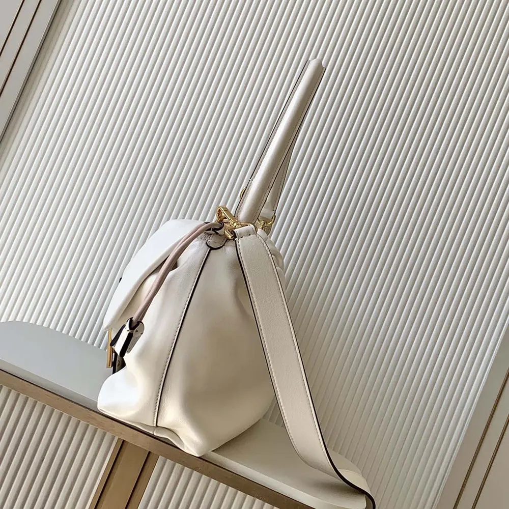 Fendi Women Mamma Baguette Large Nappa Leather Bag - image 13