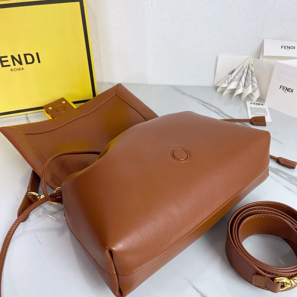 Fendi Women Mamma Baguette Medium Sienna Brown Nappa Leather Bag - image 5