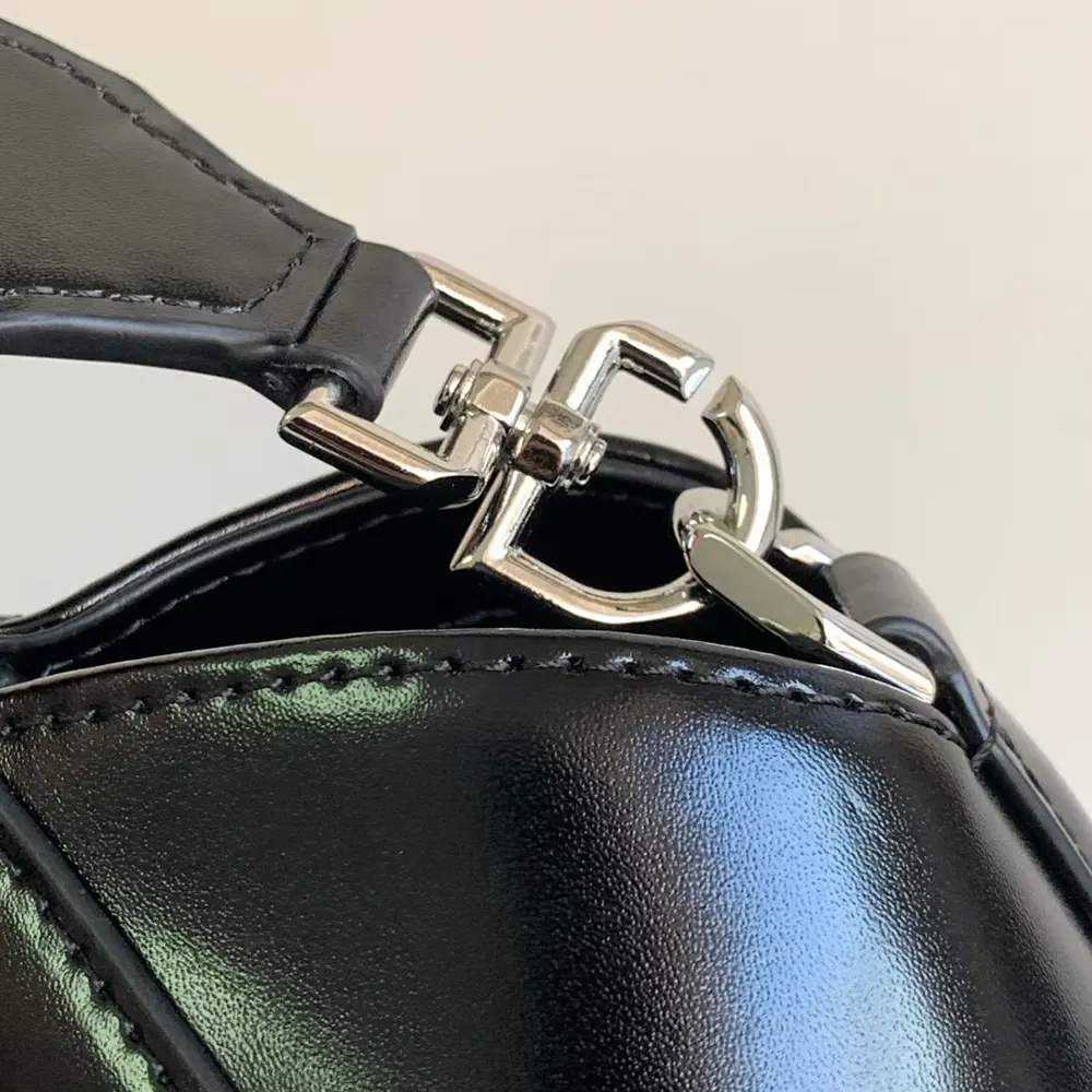 Givenchy Women Mini Antigona Bag in Box Leather-Black - image 7
