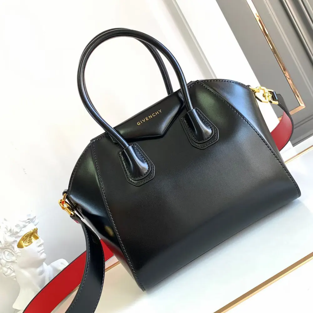 Close-up of silver hardware on Givenchy Women Mini Antigona Bag