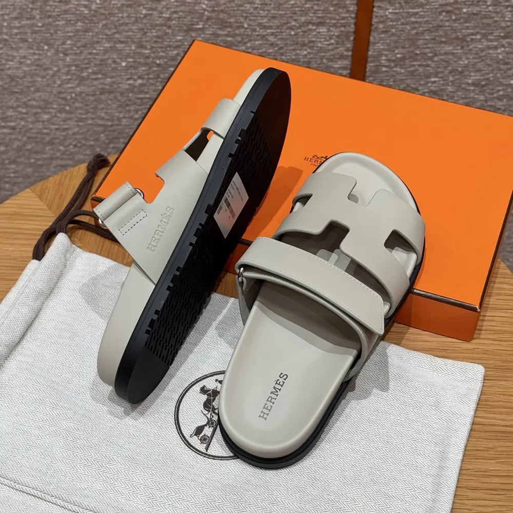 Hermes Unisex Chypre Sandal-Beige Nomade - image 8