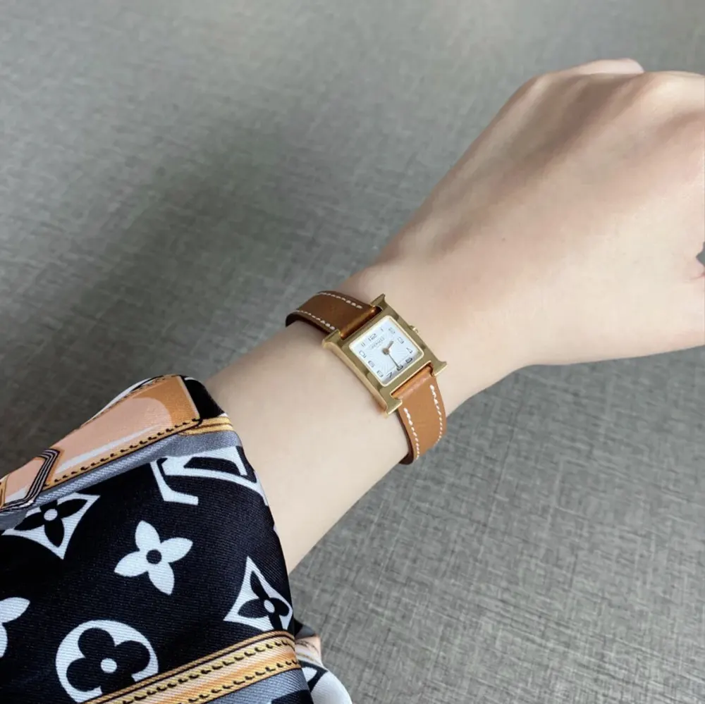 Hermes Women Heure H Watch Mini Model 21 mm-Brown - image 6