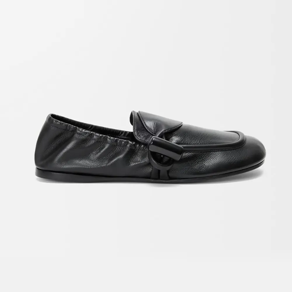 Side profile of Loewe Women Toggle Loafer in Shiny Smooth Calfskin-Black