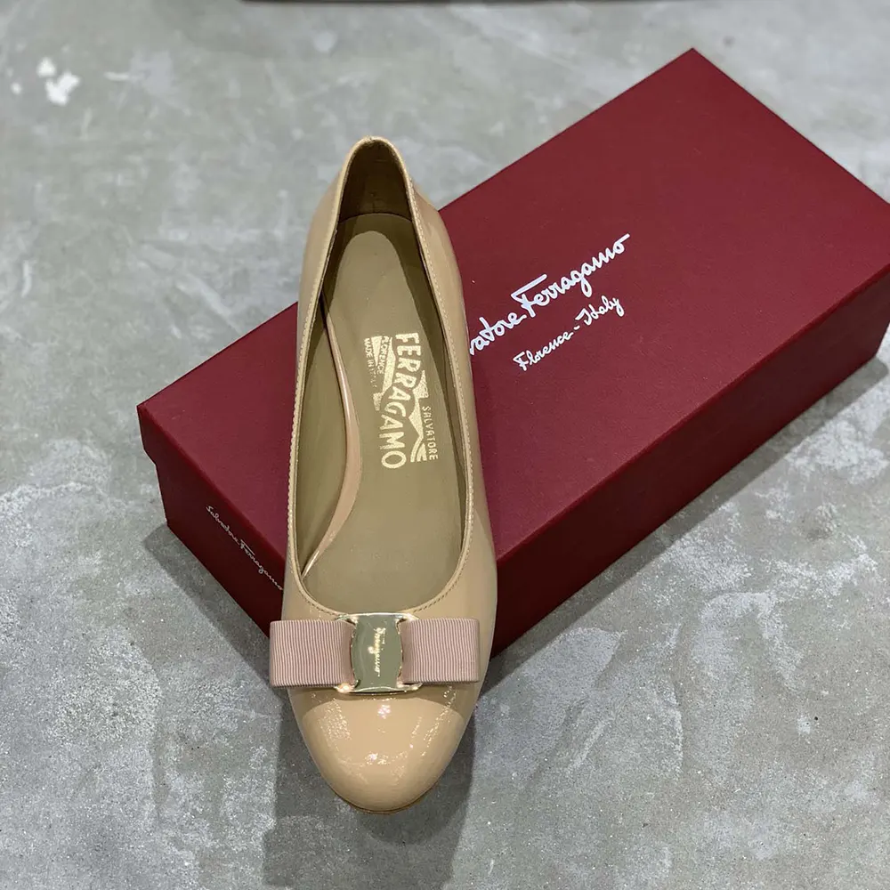 Salvatore Ferragamo Women Vara Pump 3cm Heel-Sandy - image 5