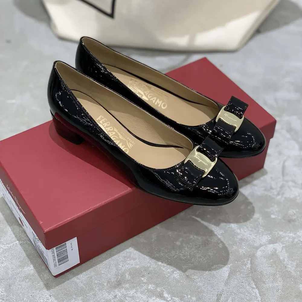 Salvatore Ferragamo Women Vara Pump-Black - image 4