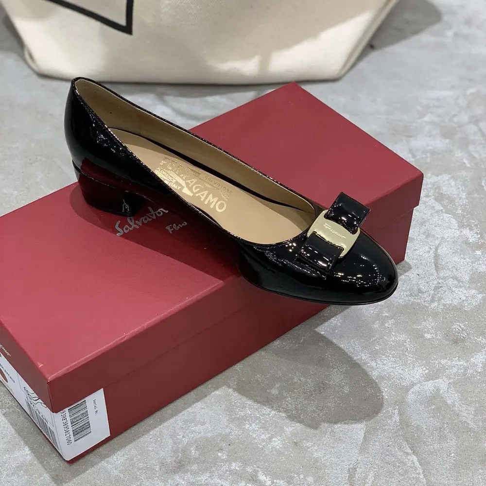 Salvatore Ferragamo Women Vara Pump-Black - image 7