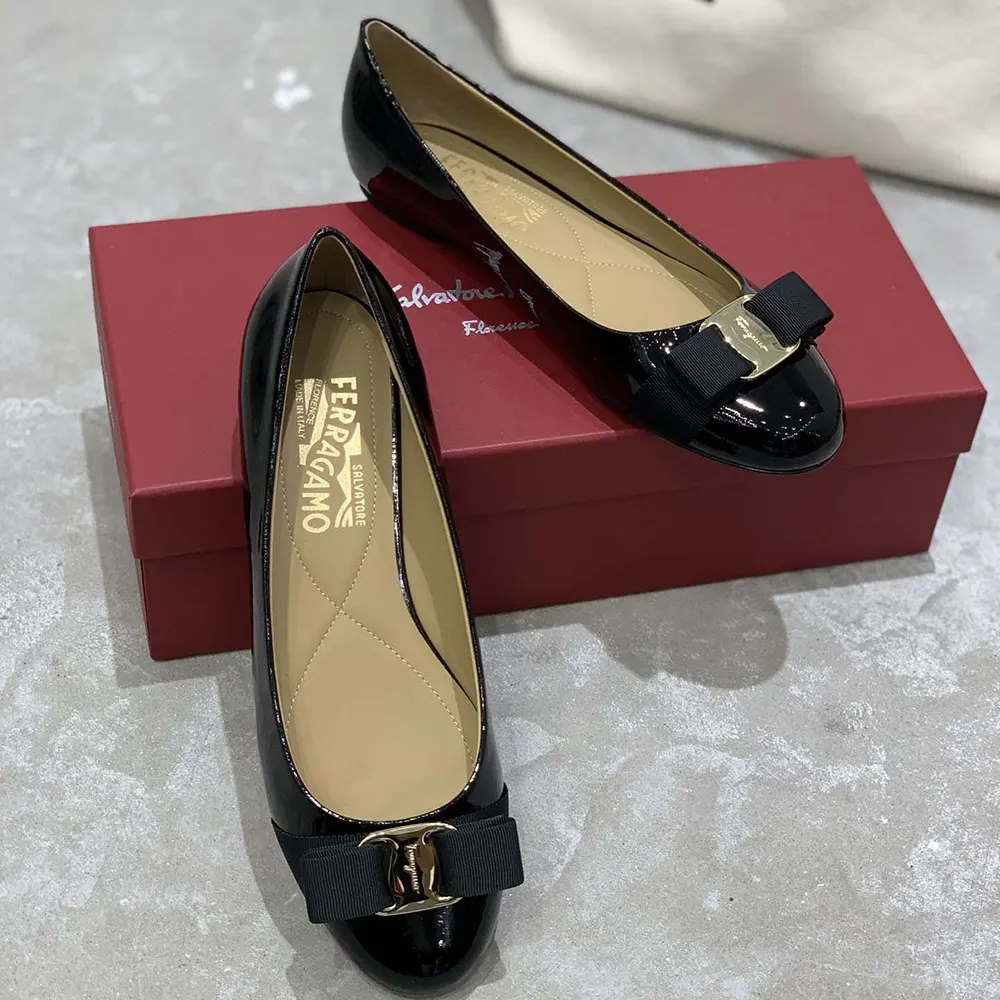 Salvatore Ferragamo Women Varina Ballet Flat-Black - image 6