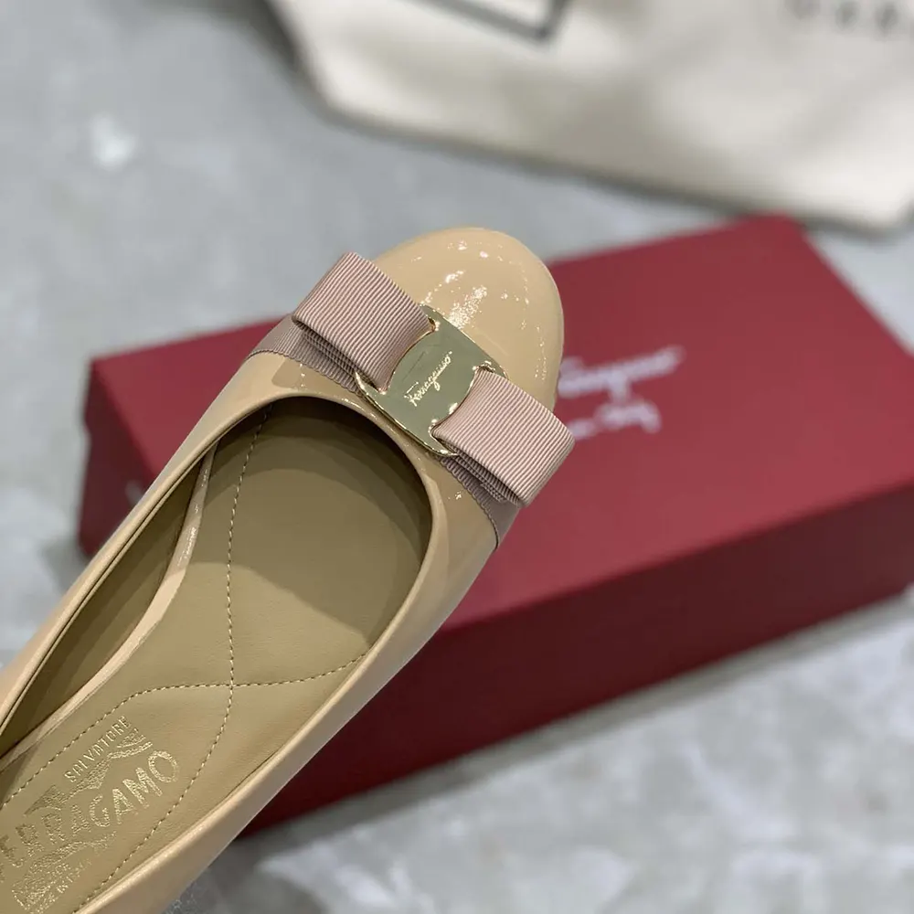 Salvatore Ferragamo Women Varina Ballet Flat-Sandy - image 9