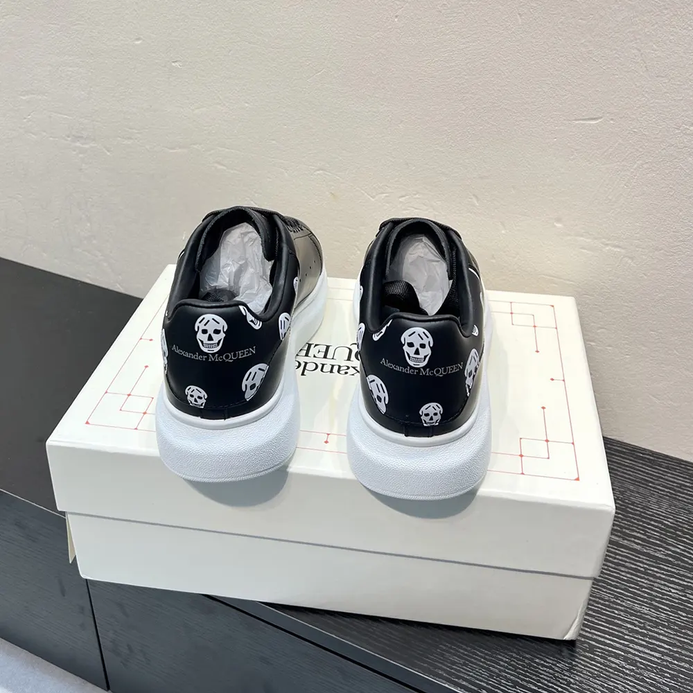 Alexander Mcqueen Unisex Oversized Sneaker in Black/White - image 6