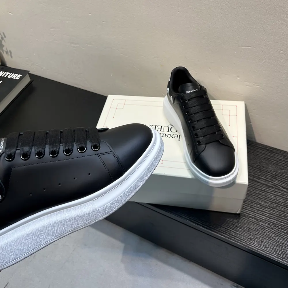 Alexander Mcqueen Unisex Oversized Sneaker in Black/White - image 8