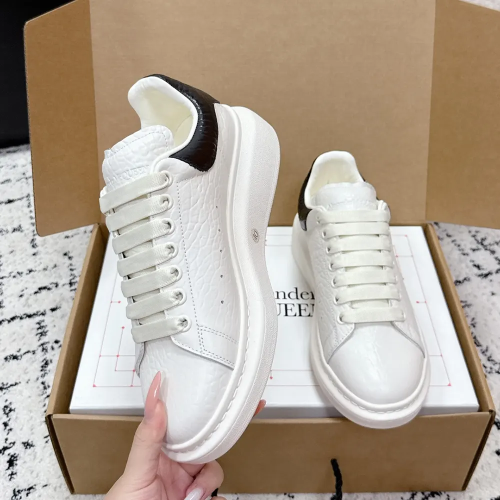 Alexander Mcqueen Unisex Oversized Sneaker in Off White/Black - image 4