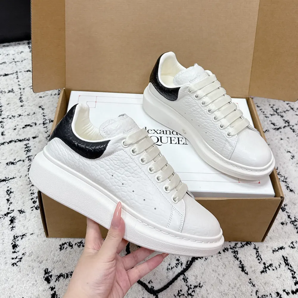 Alexander Mcqueen Unisex Oversized Sneaker in Off White/Black - image 6