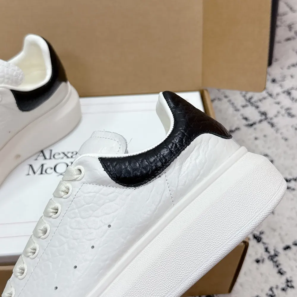 Alexander Mcqueen Unisex Oversized Sneaker in Off White/Black - image 8