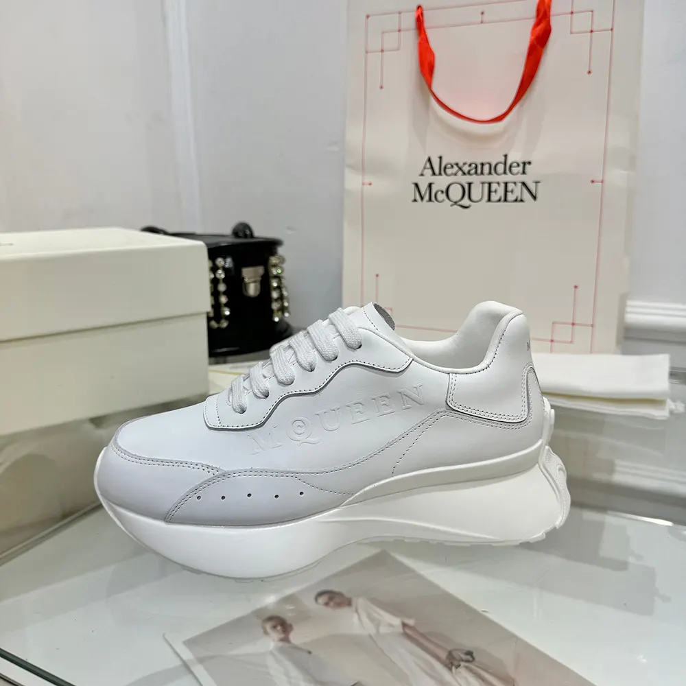 Alexander Mcqueen Unisex Sprint Runner in White - image 8