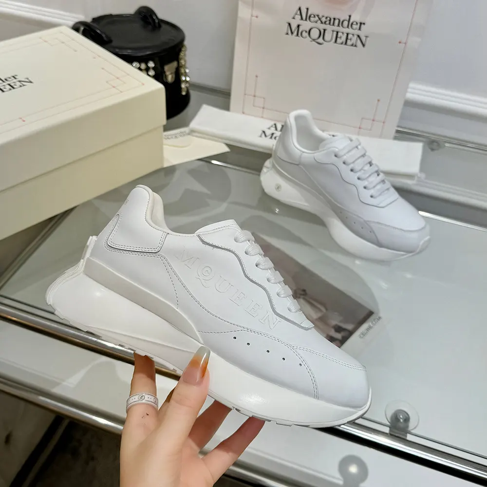 Alexander Mcqueen Unisex Sprint Runner in White - image 6