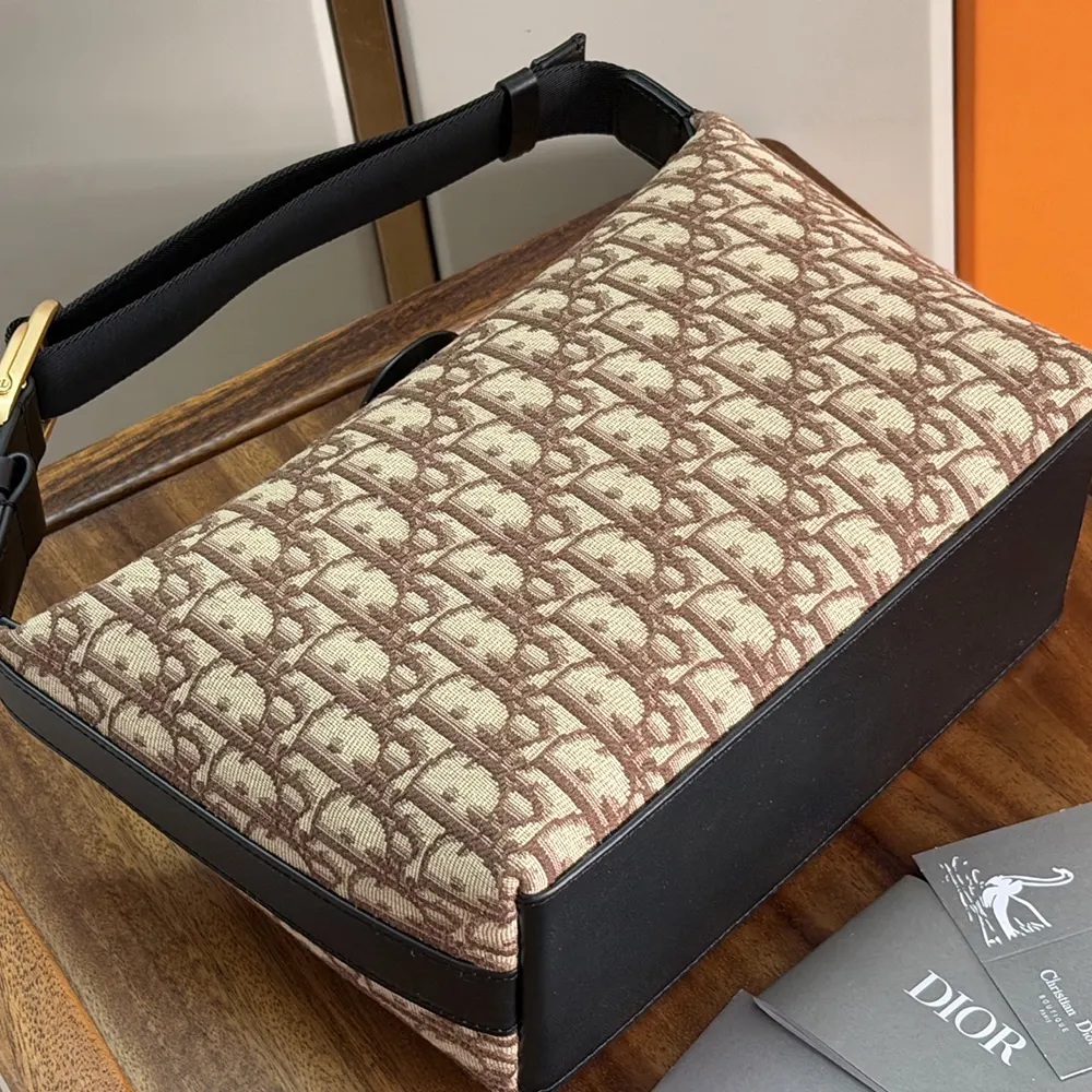 Dior Men Jett Pouch Brown Dior Oblique Jacquard - image 5