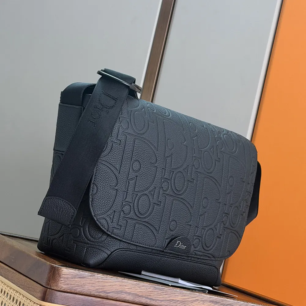 Dior Men Small Dior Jett Messenger Bag with Flap Black Dior Gravity Leather - image 4