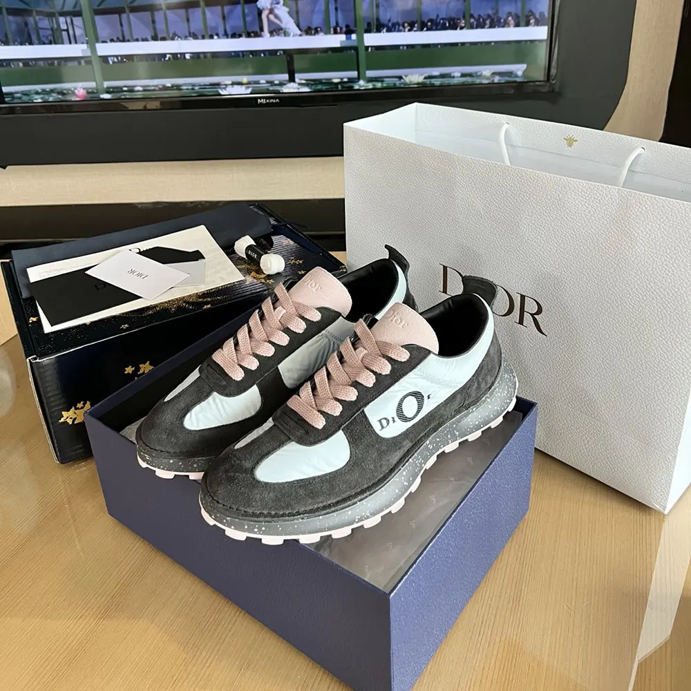 Dior Unisex Squash Sneaker Gray and Pink Suede Calfskin with Light Blue Technical Fabric - image 4