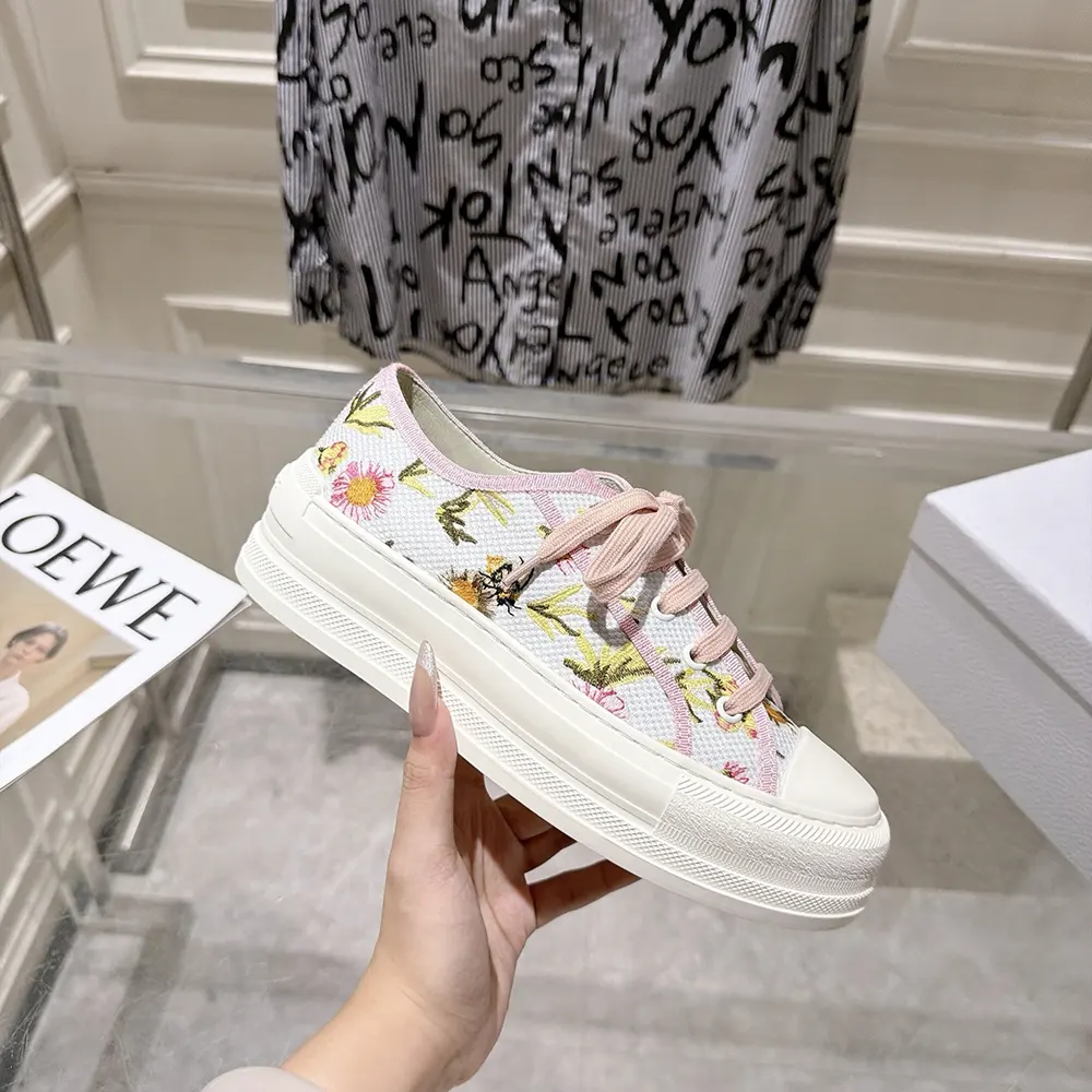 Dior Women Walk’n’Dior Platform Sneaker White Cotton Embroidered with Multicolor Daisy Garden Motif - image 7