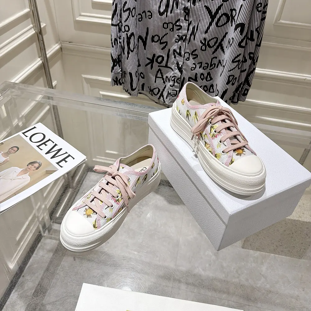 Dior Women Walk’n’Dior Platform Sneaker White Cotton Embroidered with Multicolor Daisy Garden Motif - image 4