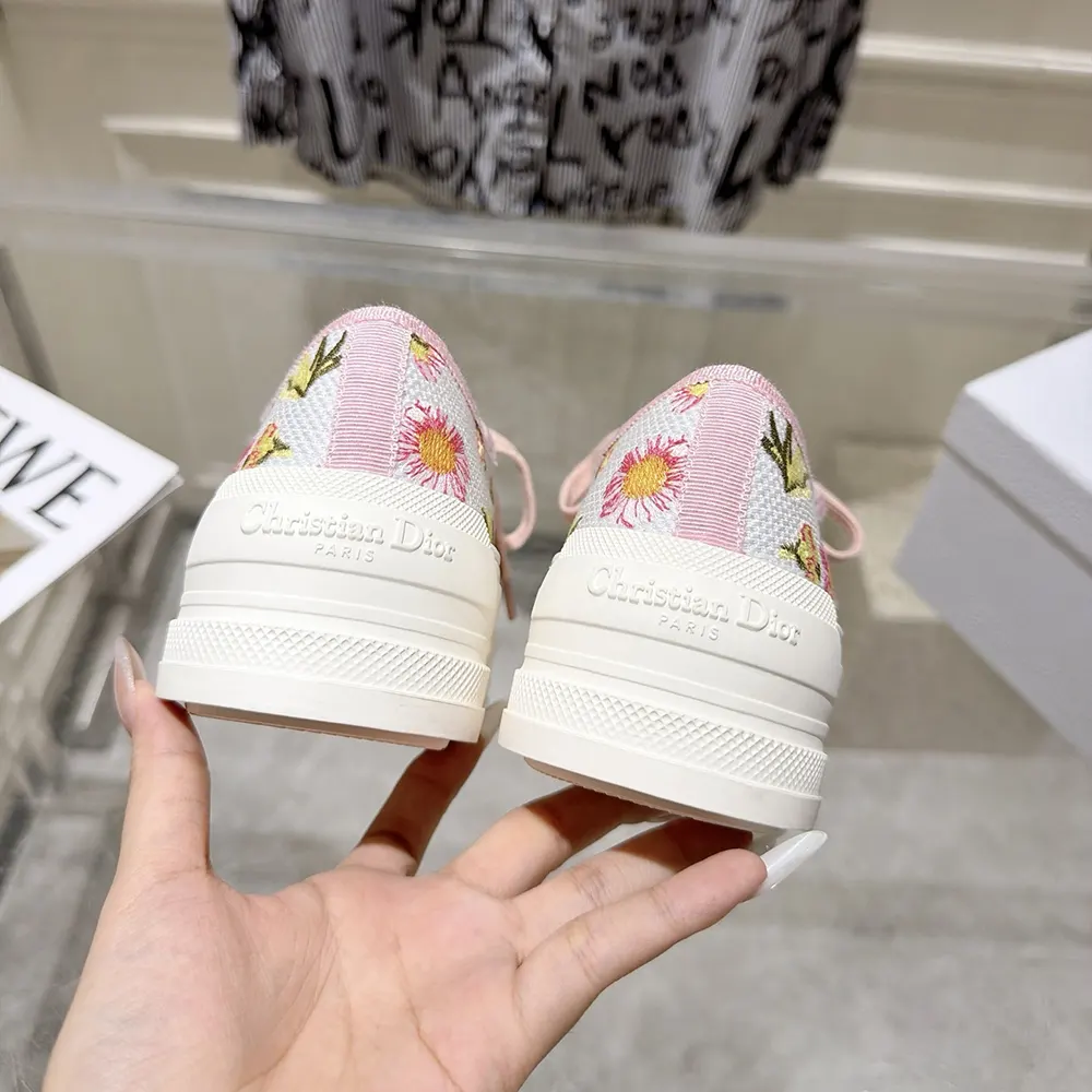 Dior Women Walk’n’Dior Platform Sneaker White Cotton Embroidered with Multicolor Daisy Garden Motif - image 8