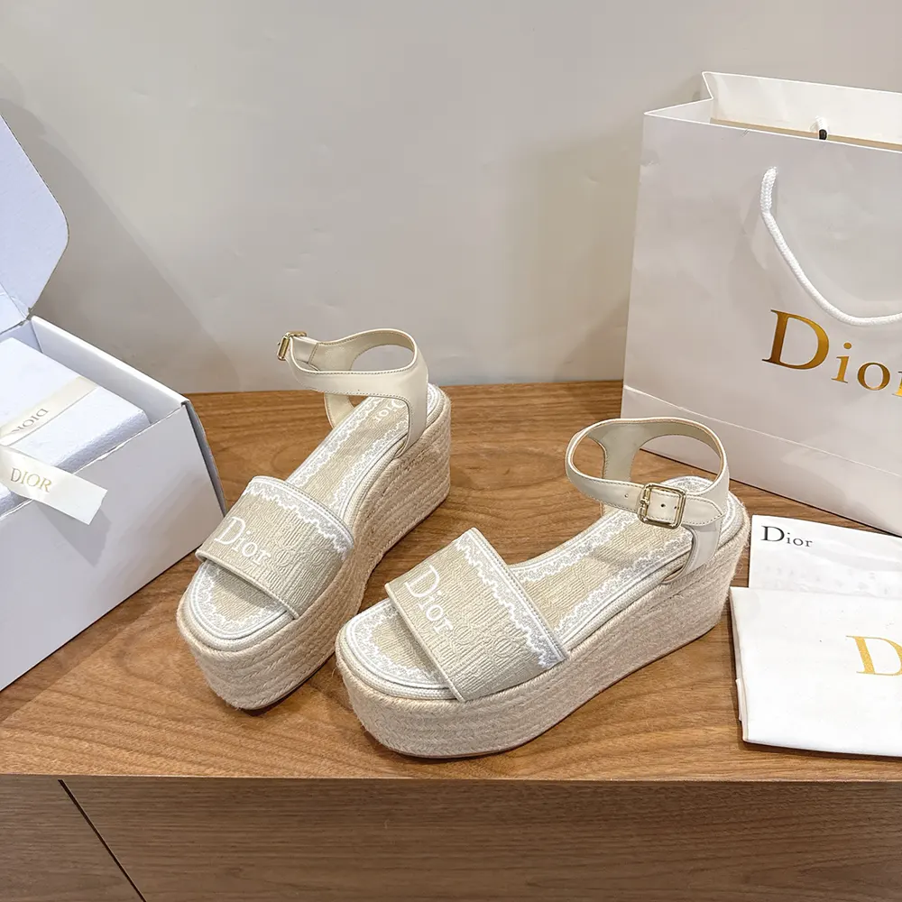 Dior Women Dentelle Wedge Sandal Trench Dior Oblique Embroidered Cotton and White Lace - image 4