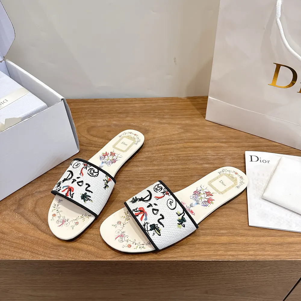 Dior Women Dioriviera Dway Slide White Embroidered Cotton and Multicolor Dior Arabesque Motif - image 4