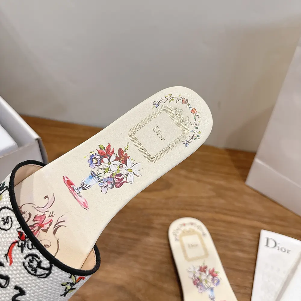 Dior Women Dioriviera Dway Slide White Embroidered Cotton and Multicolor Dior Arabesque Motif - image 9