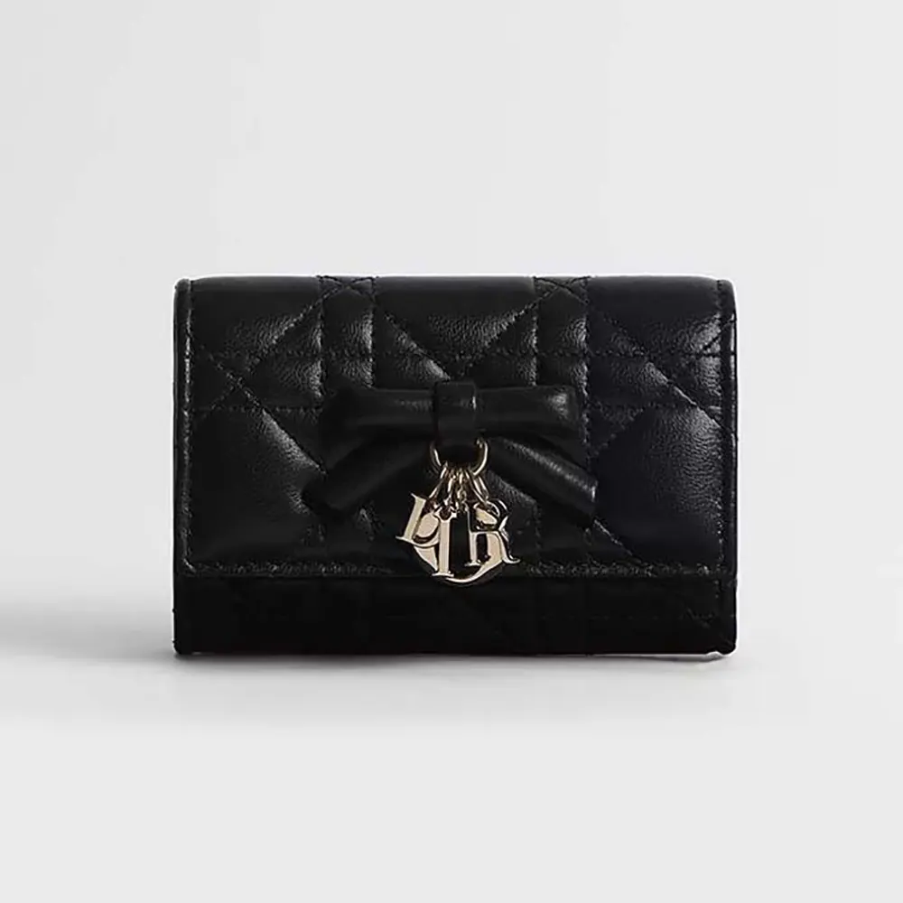 Front view of Dior Women Lady Dior Glycine Wallet Black Cannage Lambskin