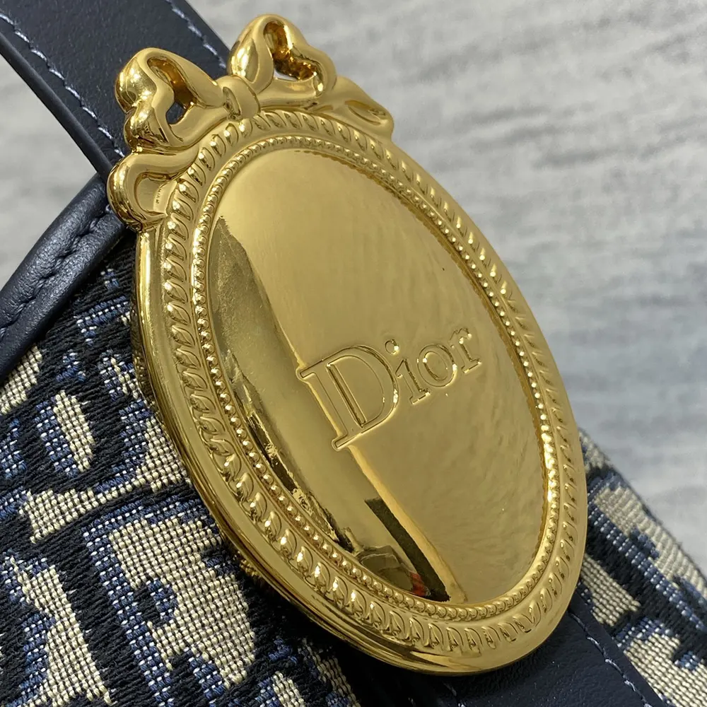 Dior Women Medium Dior Médaillon Bucket Bag Blue Dior Oblique Jacquard - image 7