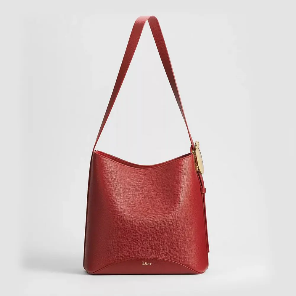Front view of Dior Women Medium Dior Médaillon Bucket Bag Garance Red
