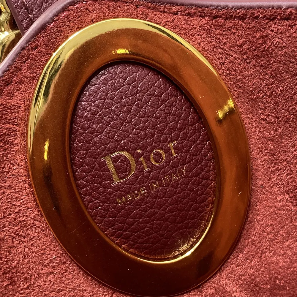 Dior Women Medium Dior Médaillon Bucket Bag Garance Red Grained Calfskin - image 9