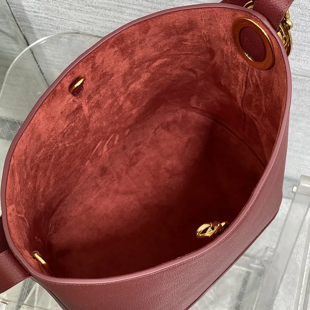 Dior Women Medium Dior Médaillon Bucket Bag Garance Red Grained Calfskin - image 8