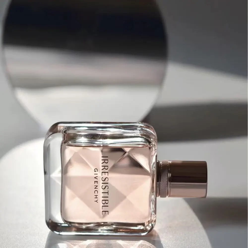 Givenchy Women Irresistible Eau de Parfum Fruity Woody Floral - image 4